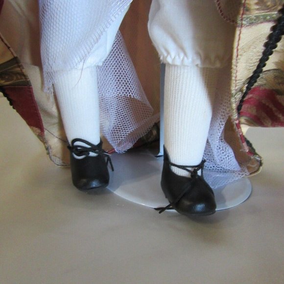 Doll Collection by Victoria Rose - Picture 10 of 11